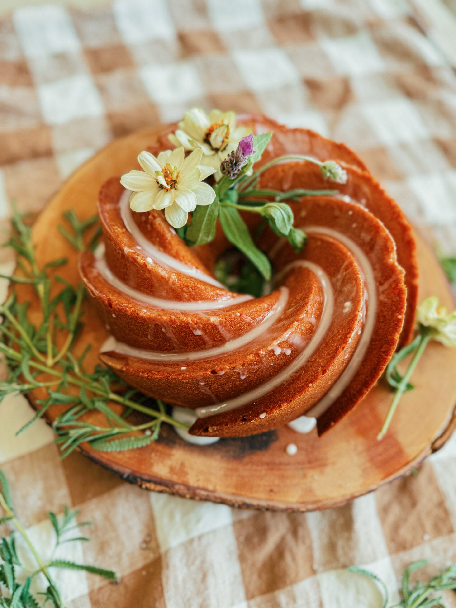 Honey Lemon Cake: The Ultimate Moist Cake with a Sweet Twist