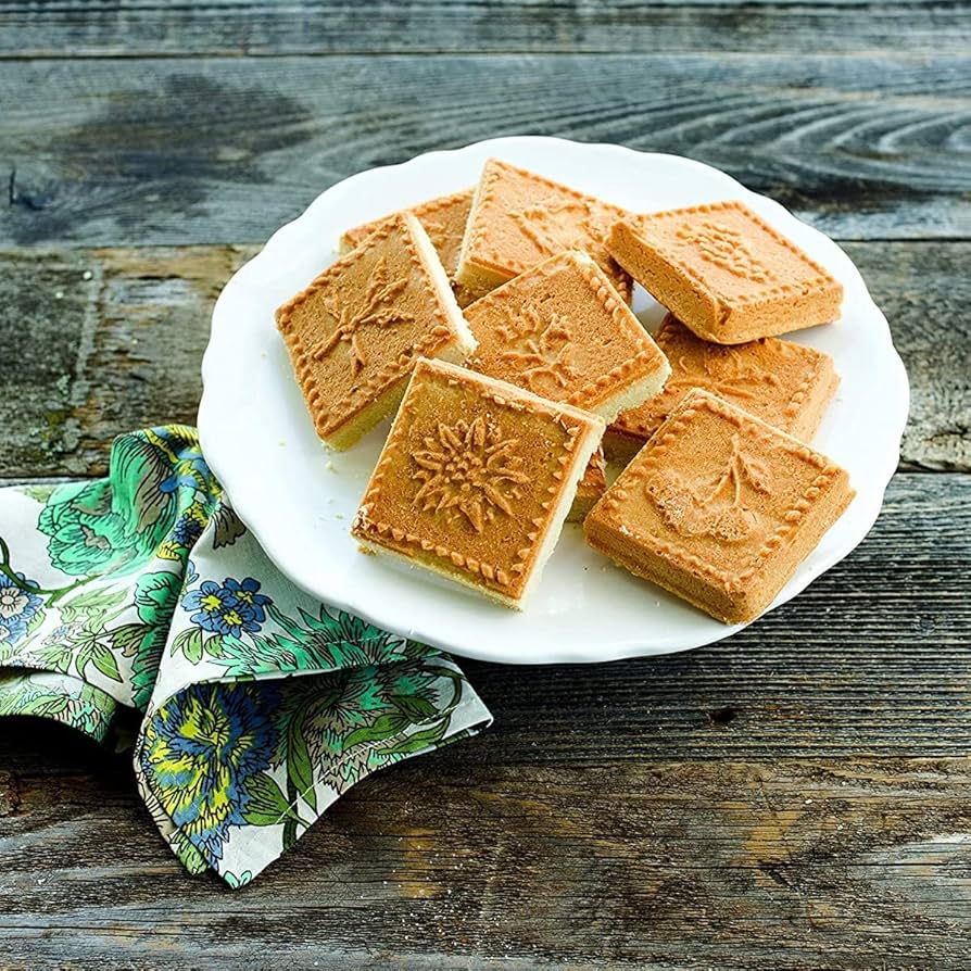 Buy Premium Shortbread Mold Pans – Ideal for Scottish Shortbread Treats