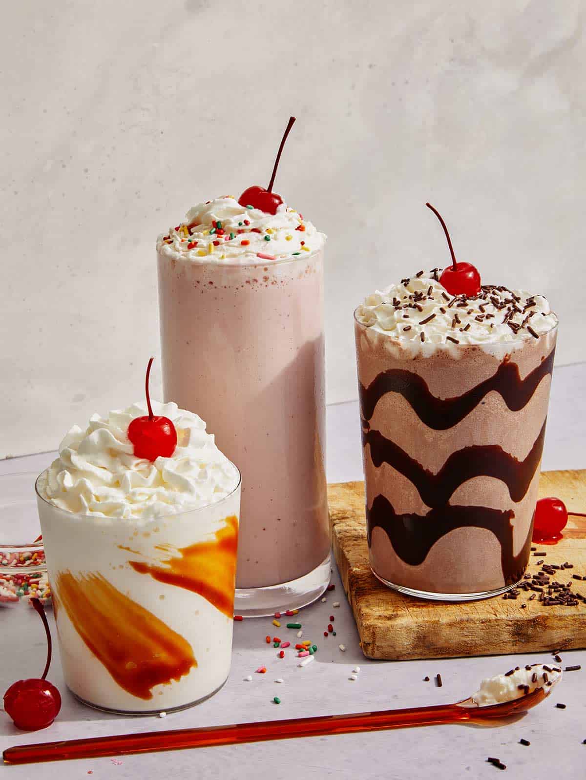 How to Make a Creamy Milkshake with Whipping Cream for the Perfect Texture