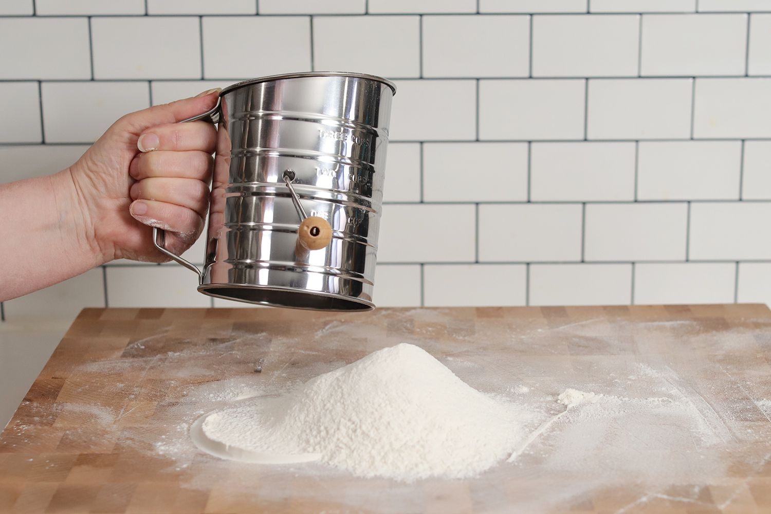Best Professional Flour Sifter for Precise Baking Results