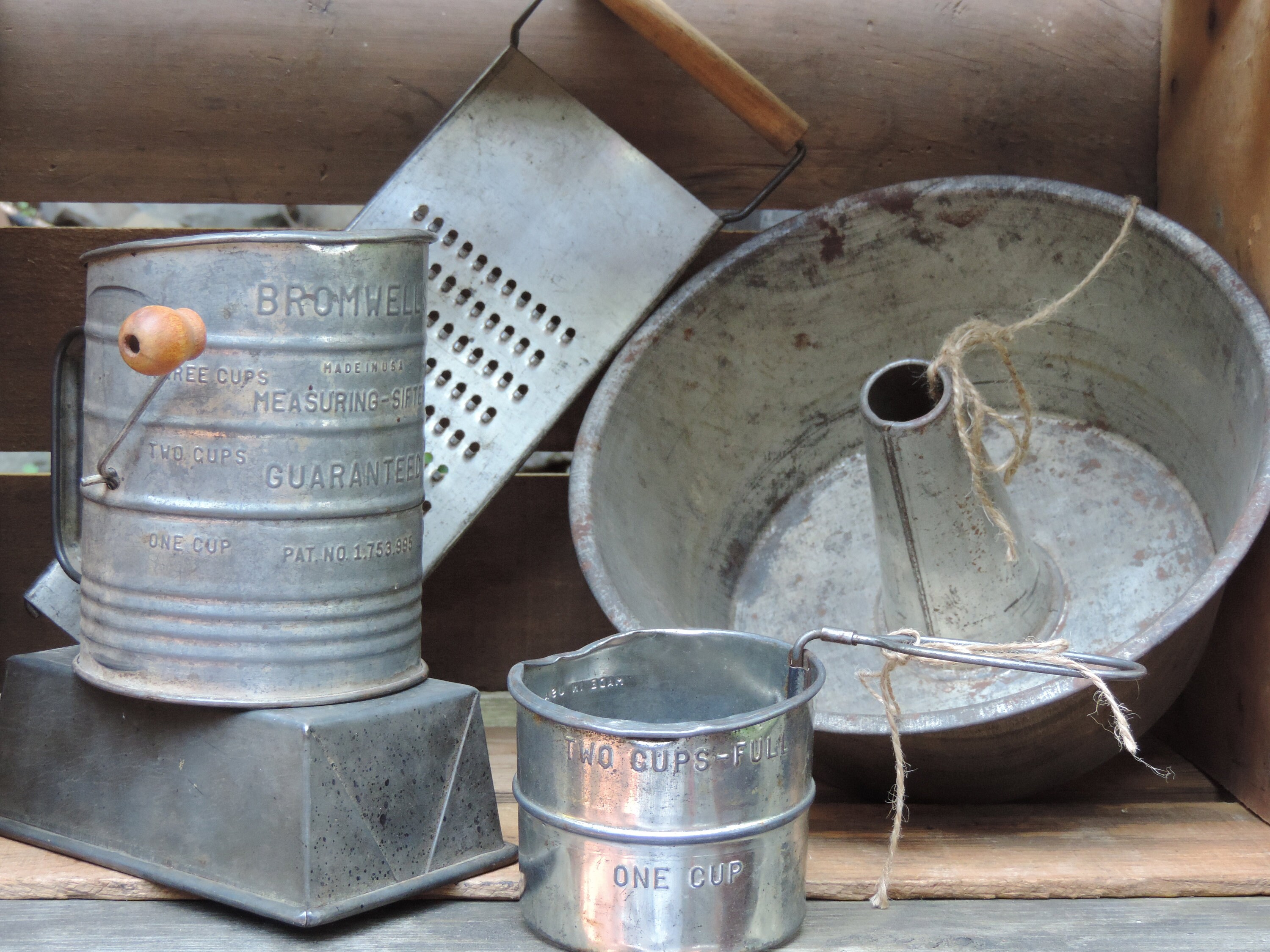 Vintage Bromwell Flour Sifter: Timeless Kitchen Essential for Home Bakers