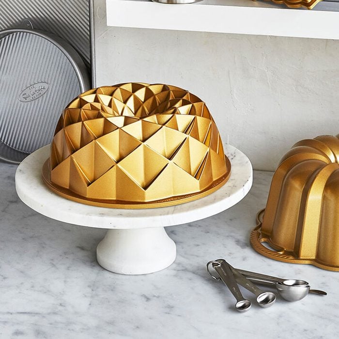 Best Tube Cake Molds for Perfect Baking: Top Picks for 2024