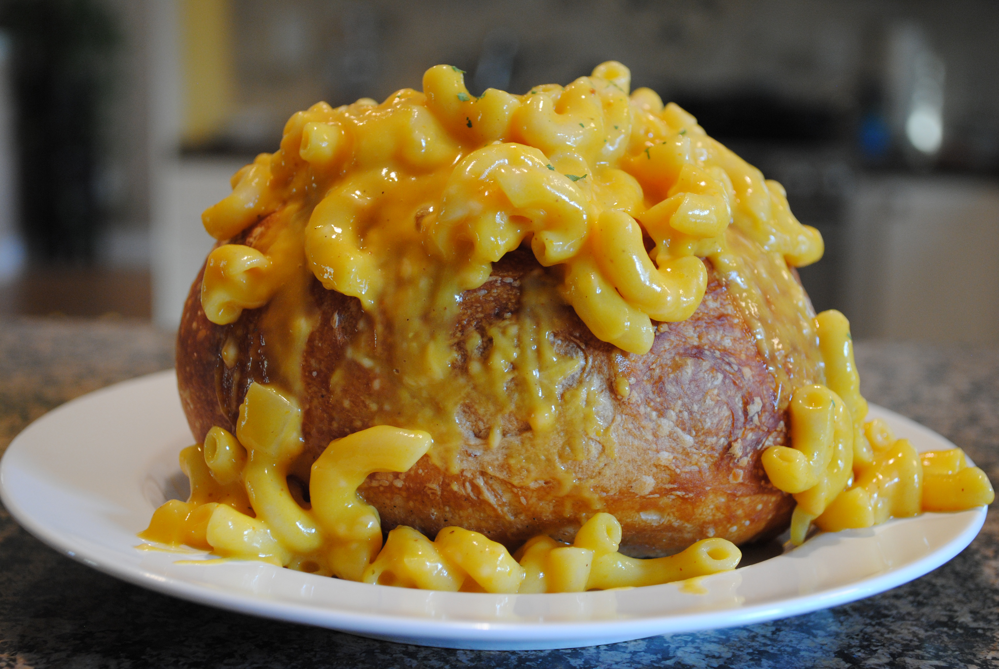 Delicious Bread Bowl with Mac and Cheese Recipe for Comfort Food Lovers