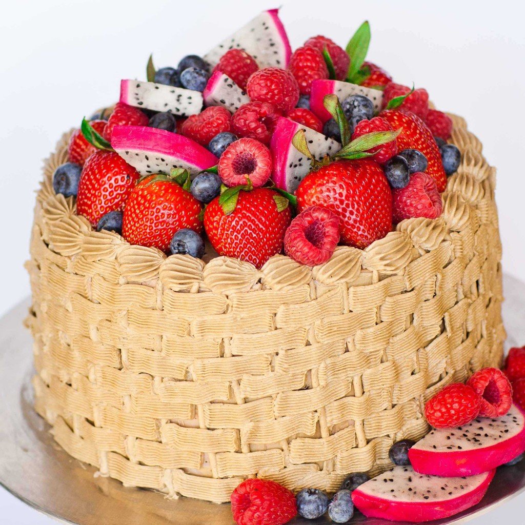 Easy Fruit Basket Cake Recipe: Light, Moist, and Perfect for Spring Celebrations
