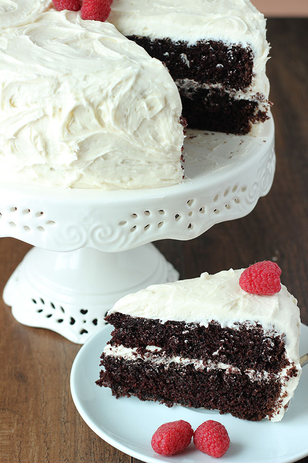 The Perfect Chocolate Cake with Vanilla Icing Recipe