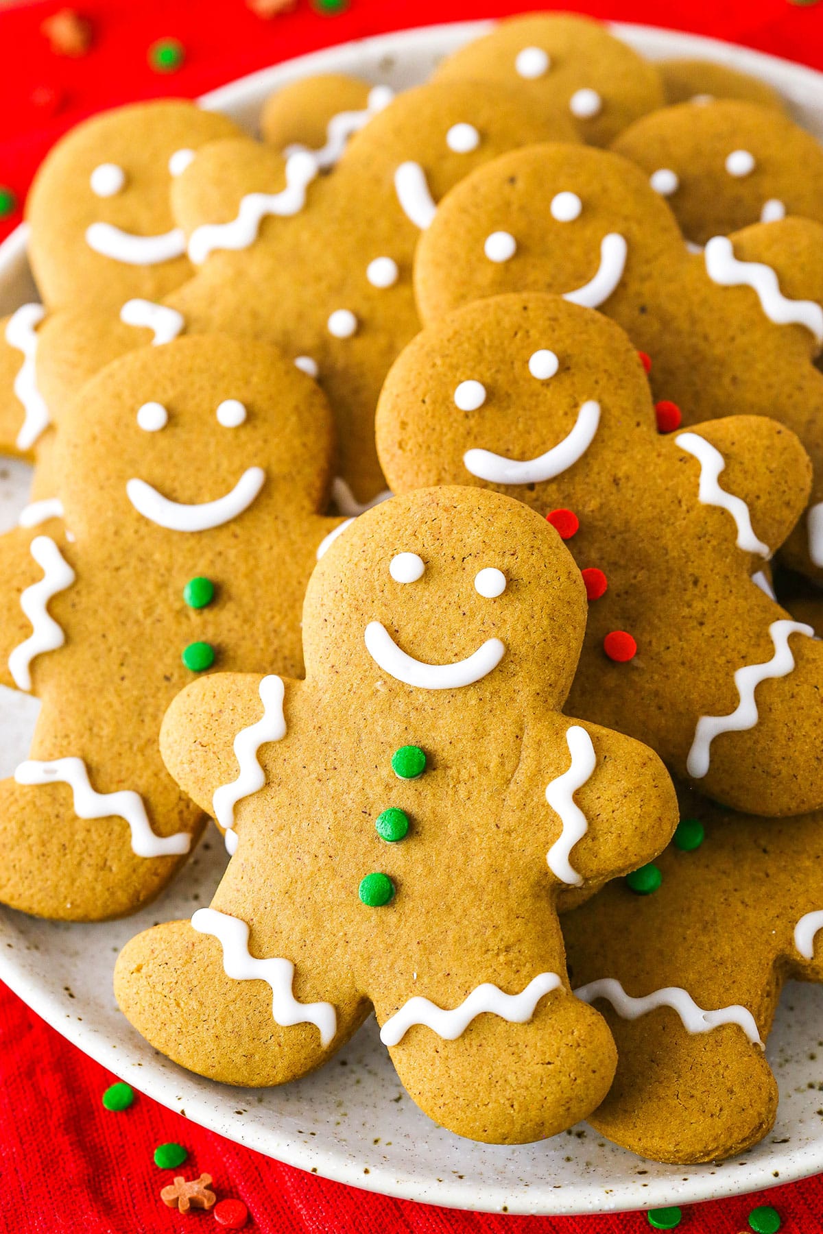 Easy Gingerbread Mold Recipe for Perfect Holiday Cookies