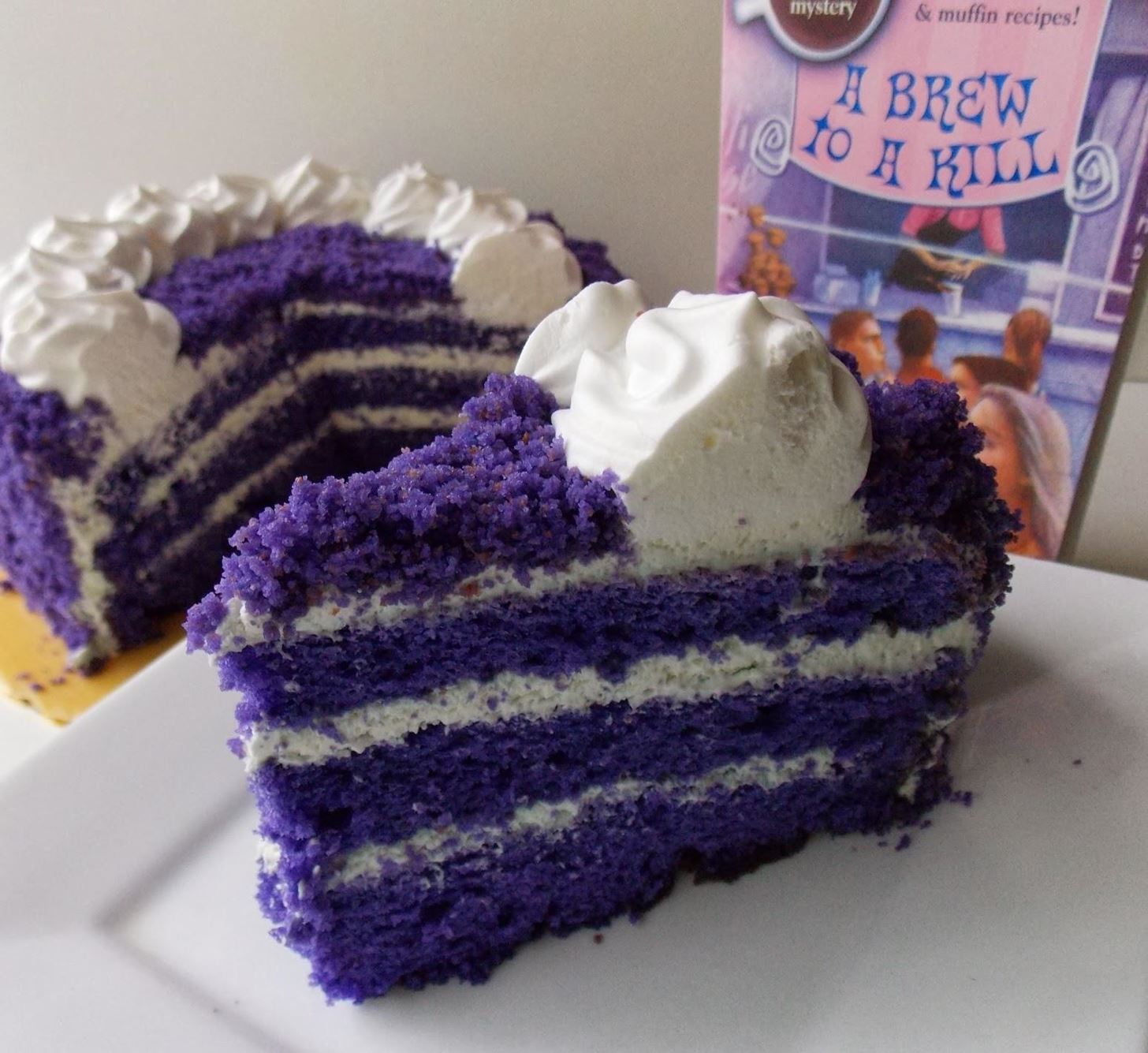 Everything You Need to Know About Ube Food Coloring for Baking and Desserts