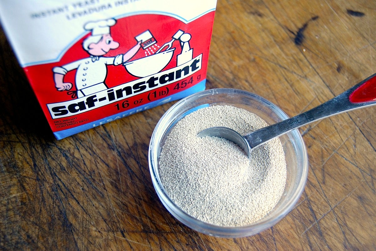 SAF Yeast vs Regular Yeast: Key Differences You Should Know