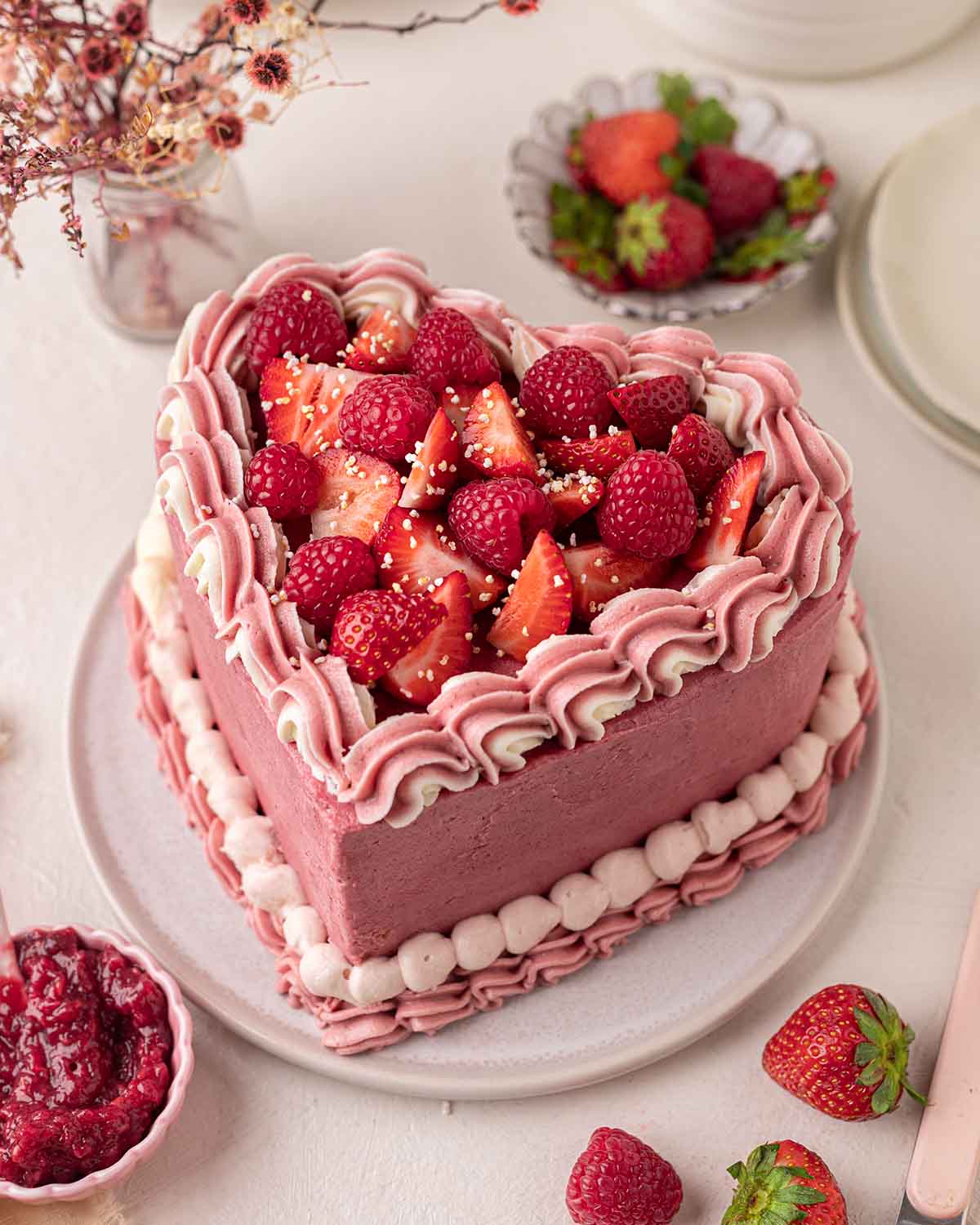 Perfect Heart Cake: A Simple and Sweet Dessert Tutorial