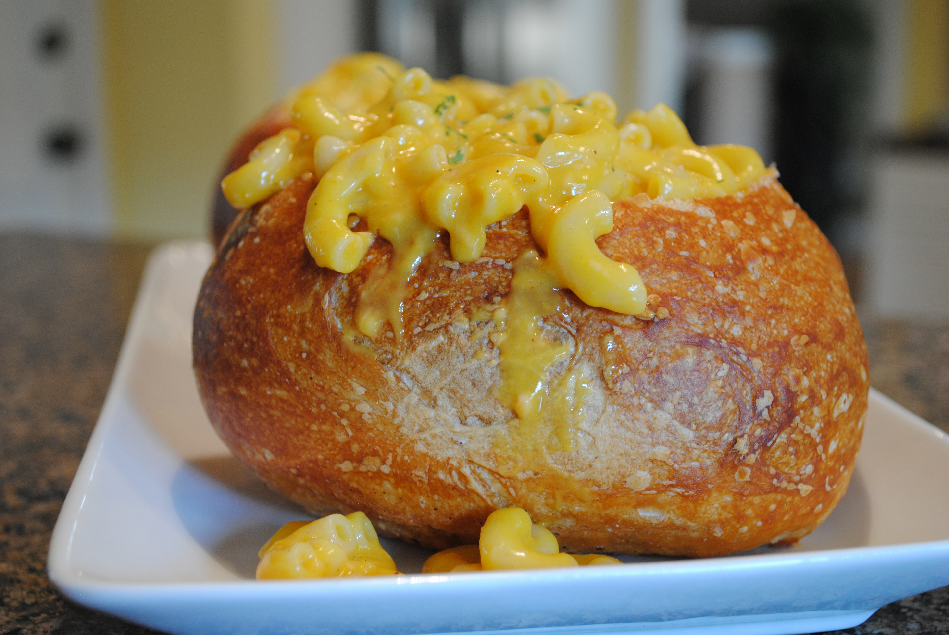 Delicious Bread Bowl with Mac and Cheese Recipe for Comfort Food Lovers