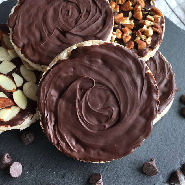 How to Make Irresistible Rice Chocolate Cakes at Home