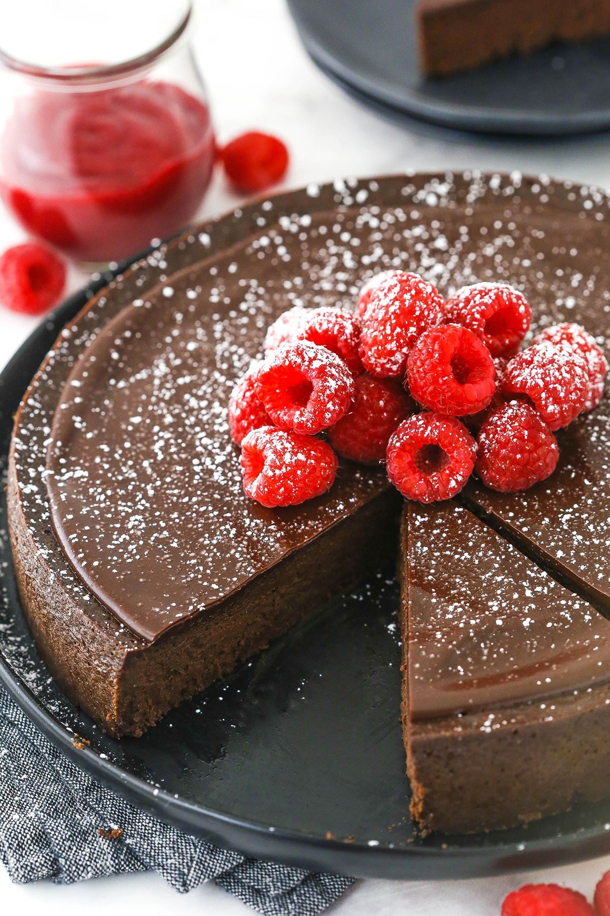 Yummy Raspberry Flourless Chocolate Cake: Simple and Quick