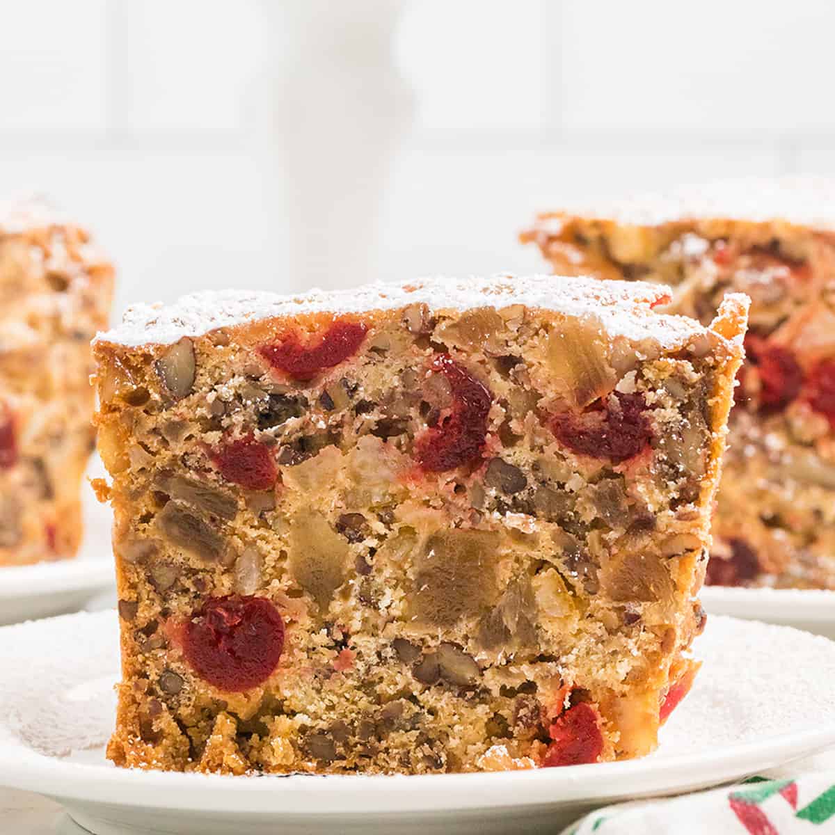 Quick Guide: Can I Freeze a Fruit Cake and How?