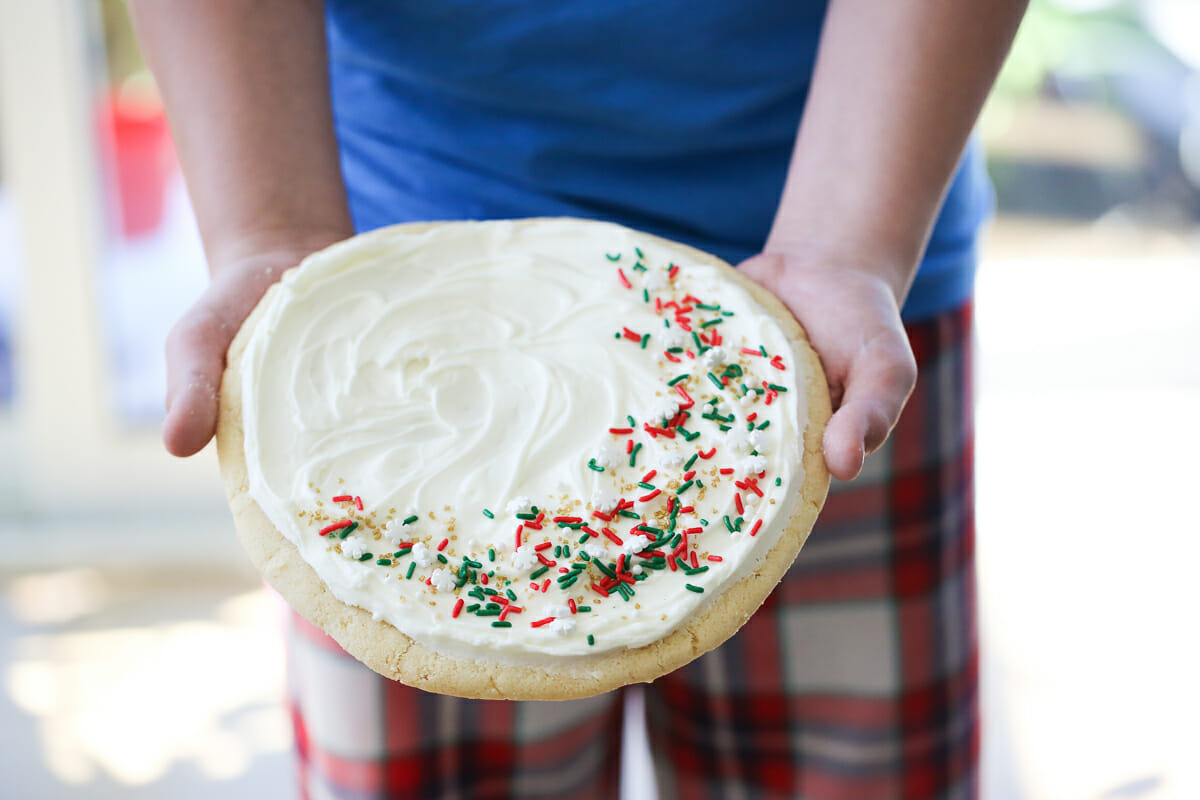 Best Giant Sugar Cookie Recipe Ever: Simple and Delicious