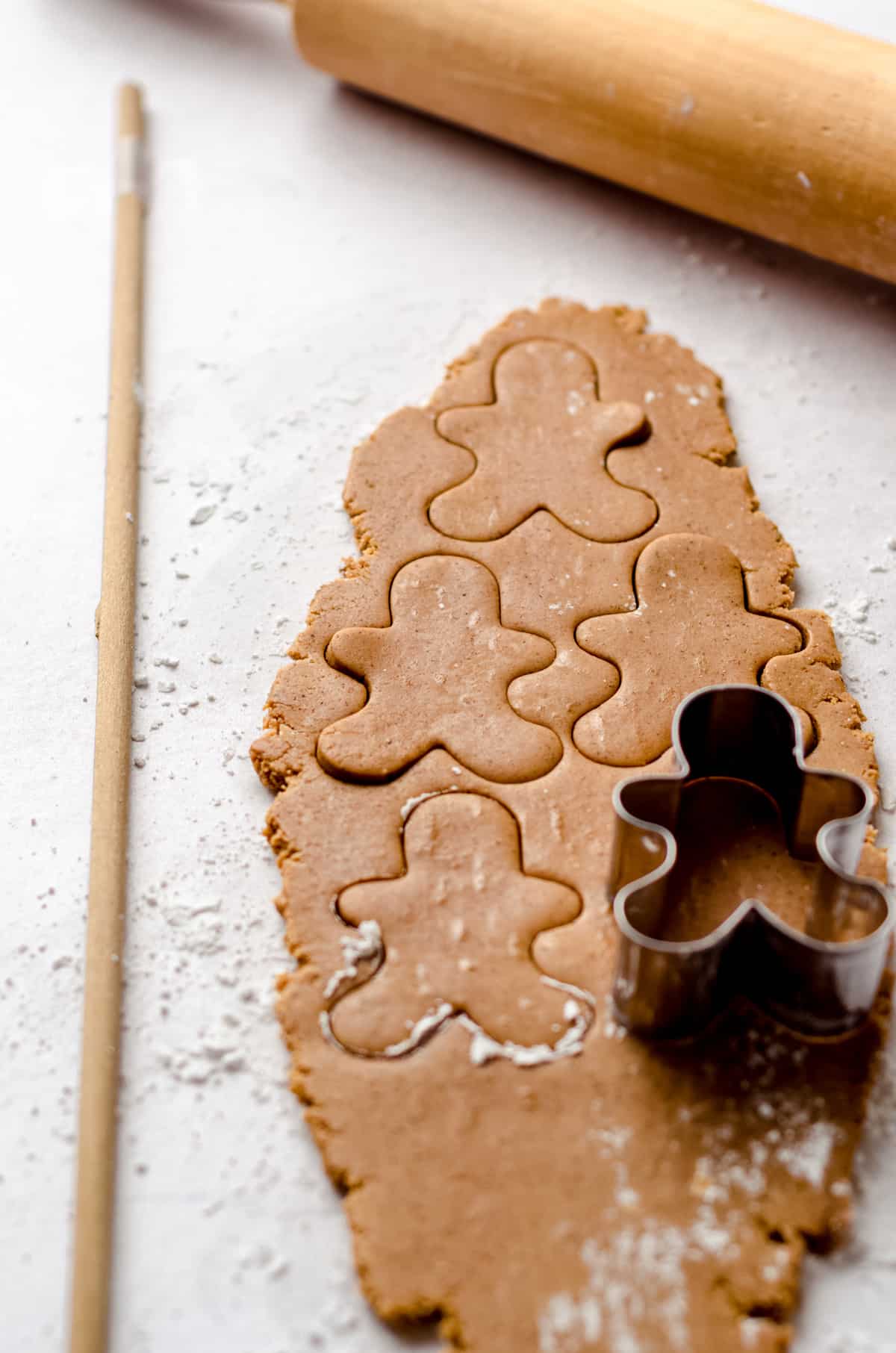How to Use Cookie Cutters Gingerbread for Baking Beginners