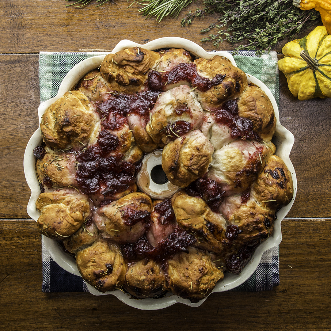 Easy Cranberry Brie Monkey Bread Recipe for Holiday