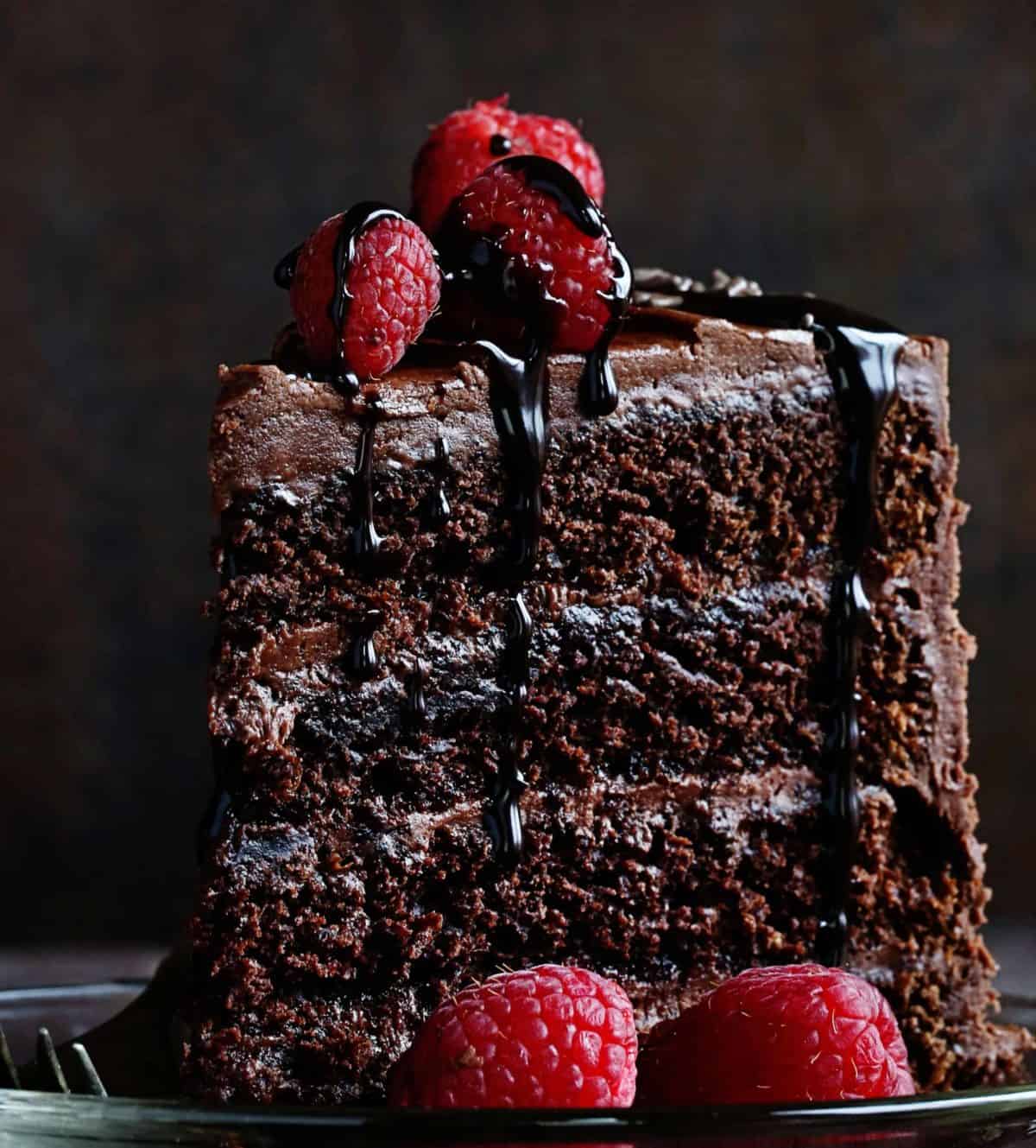 Chocolate Cake Slice: Easy Recipe for a Perfect Dessert