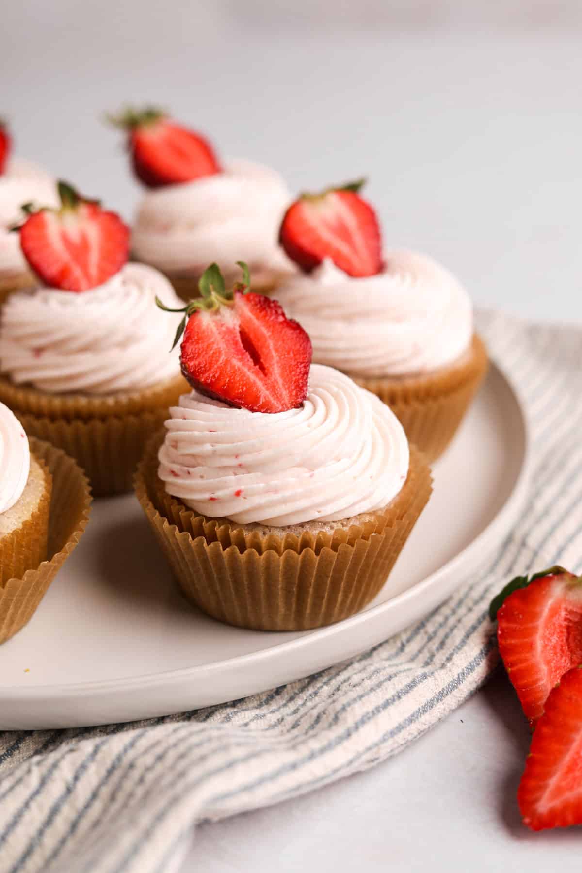 Yummy Strawberry Filled Cupcakes: A Simple Guide to Baking