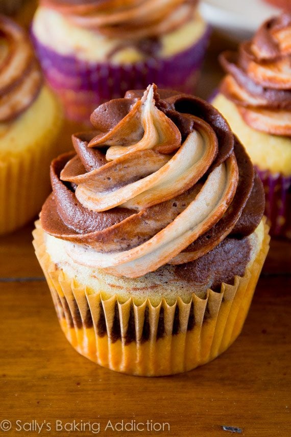 Marble Cupcakes Swirl: How to Get the Perfect Marble Effect