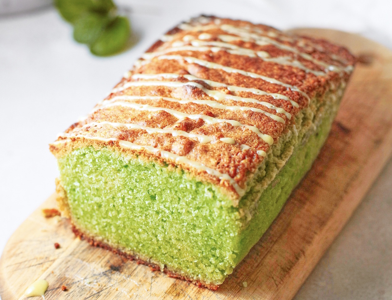 Make the Best Vegan Matcha Cake with This Easy Recipe