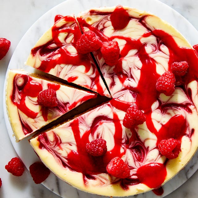 Cheese Cake Decorating: Wow Your Guests Every Time