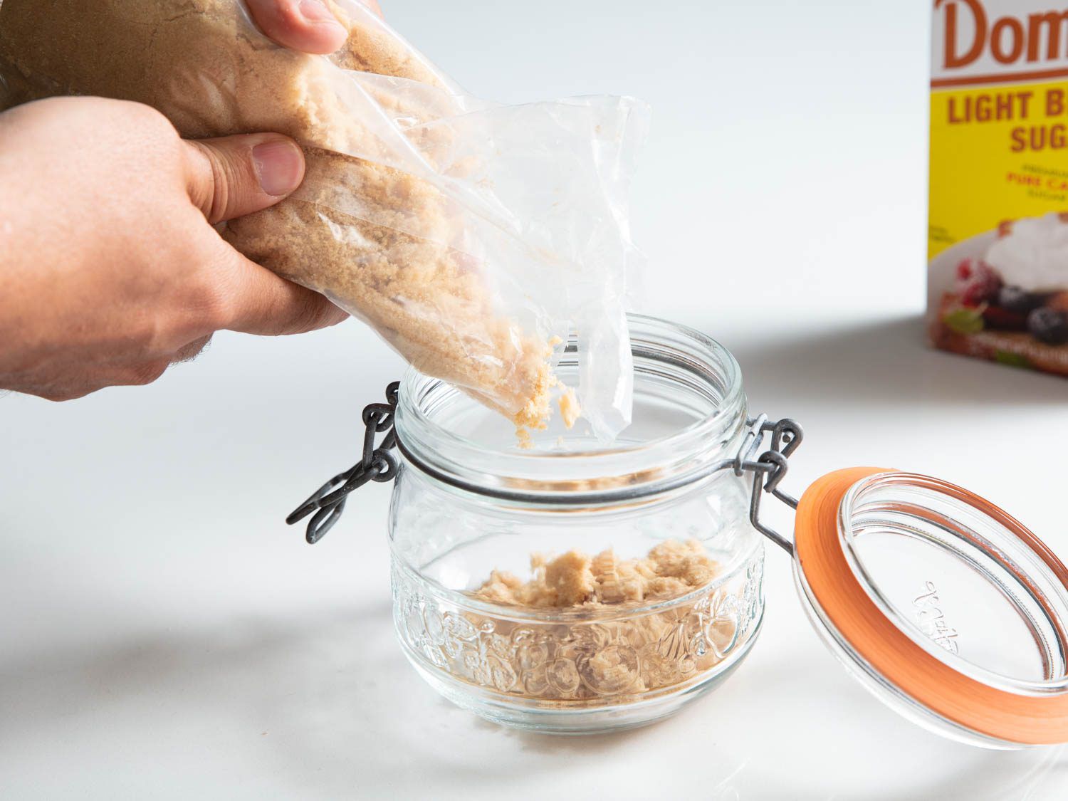 How to Choose the Right Brown Sugar Container for Your Kitchen