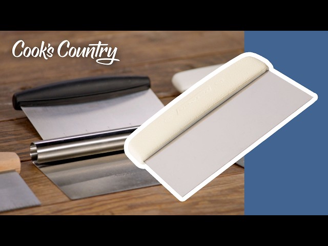 Plastic dough scraper is essential, discover why you need one in your kitchen.