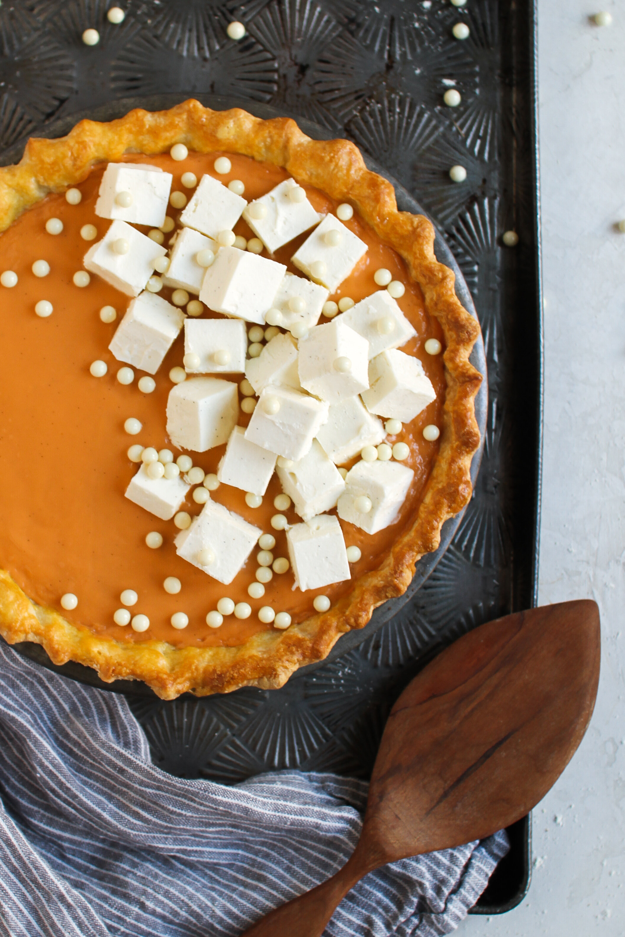 Thai Tea Pie: A Unique and Flavorful Dessert You Must Try