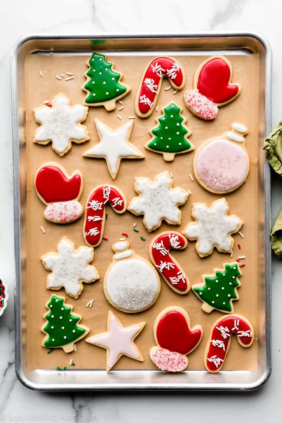 Festive Cookie Cutters for Easy and Fun Holiday Baking Time