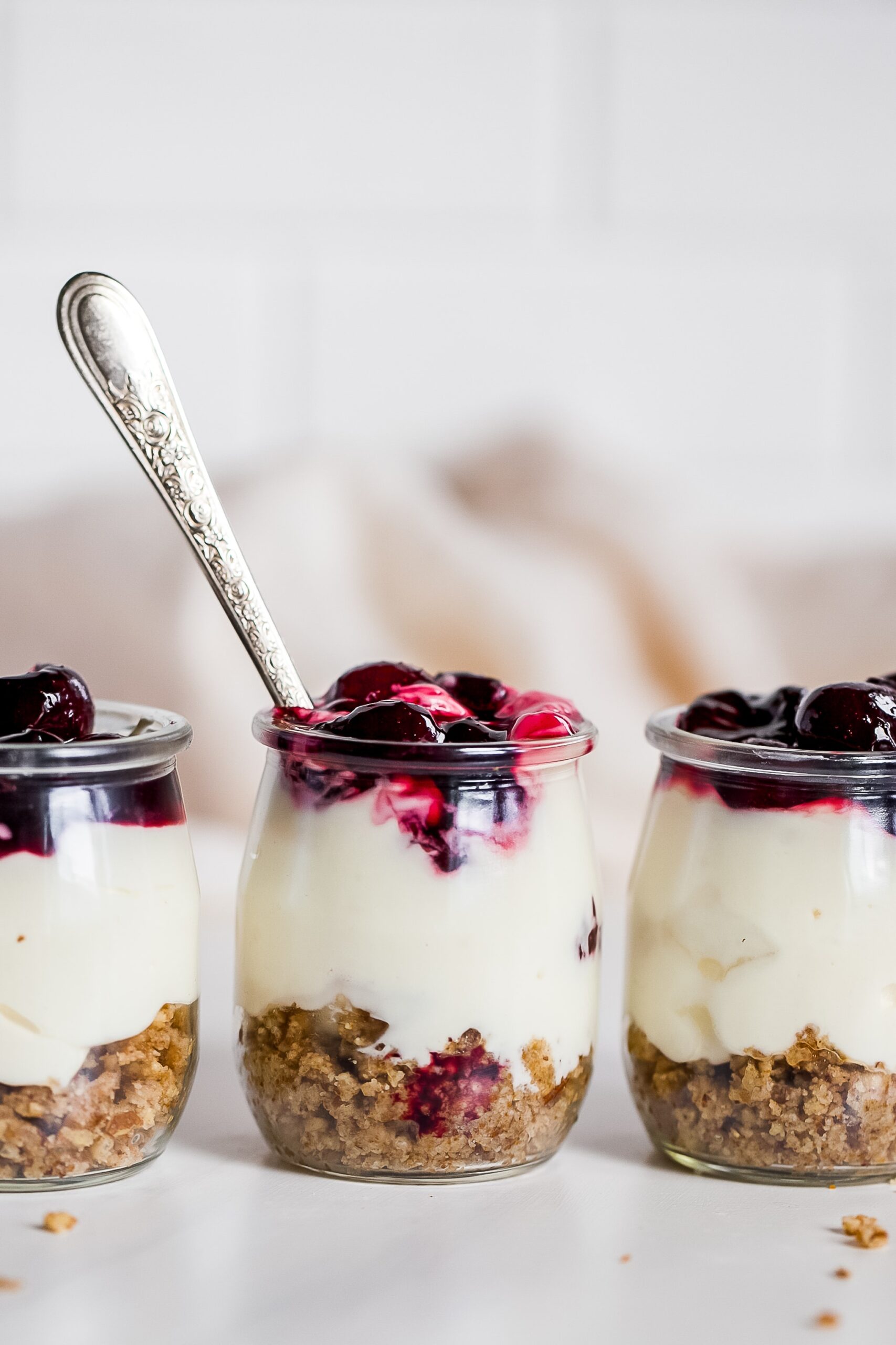 The Best Gluten Free No-Bake Cheesecake in a Jar | Delicious Dessert Recipes from alltimecooking.com