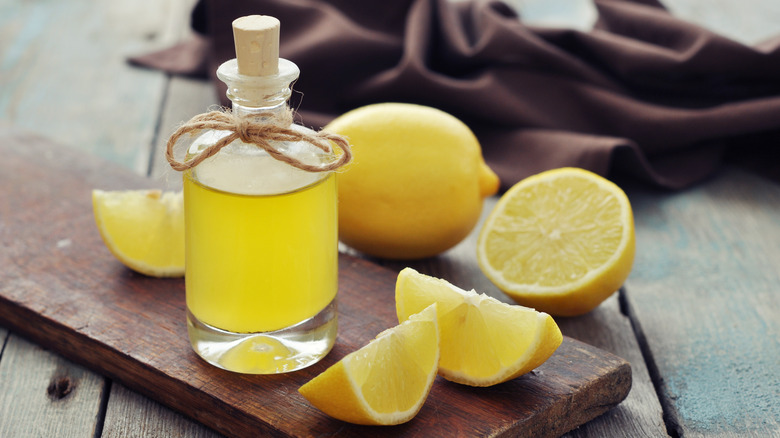Unlock Flavor Secrets: How to Use Lemon Oil in Baking