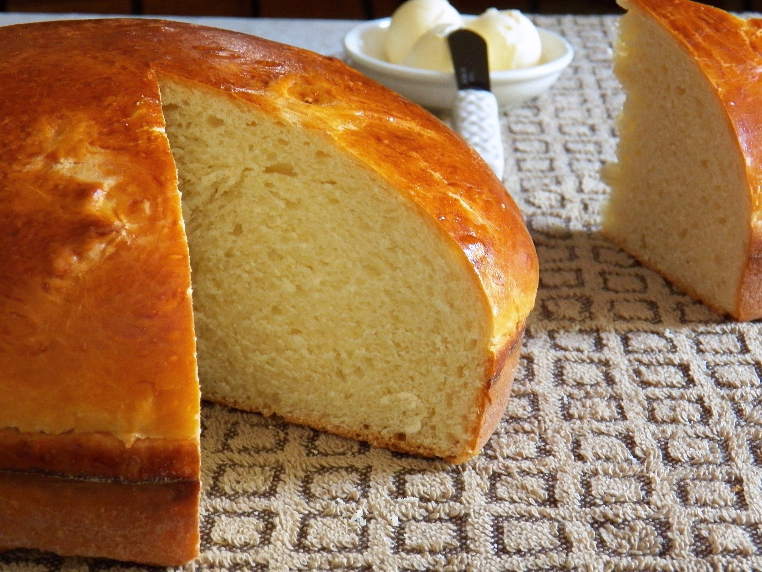 Easy Portuguese Sweet Bread Recipe and Where to Buy It Near Me