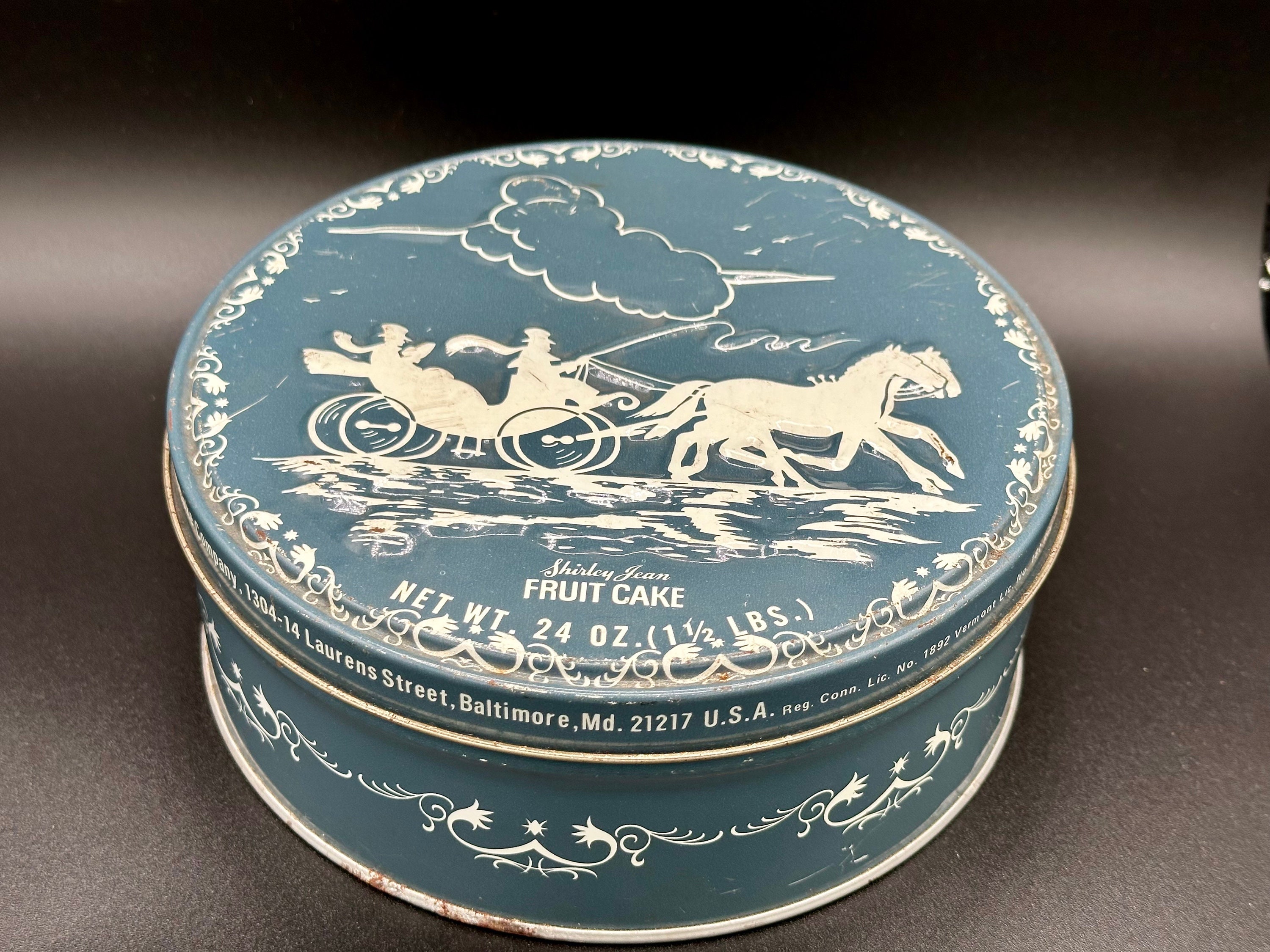 Coolest Vintage Fruit Cake Tins That Will Make You Nostalgic