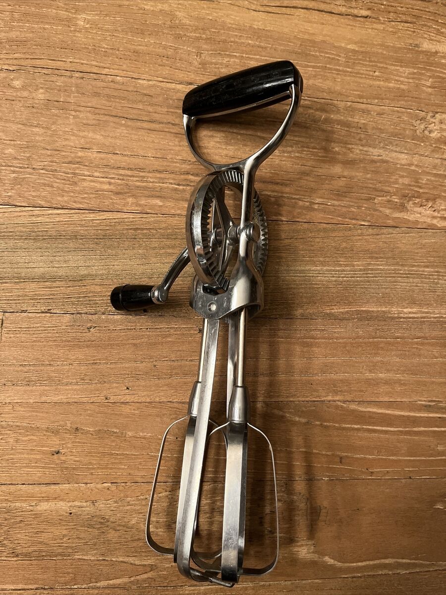 Ekco Egg Beater: Any Good for Baking? (See What Real Users Have to Say Now)