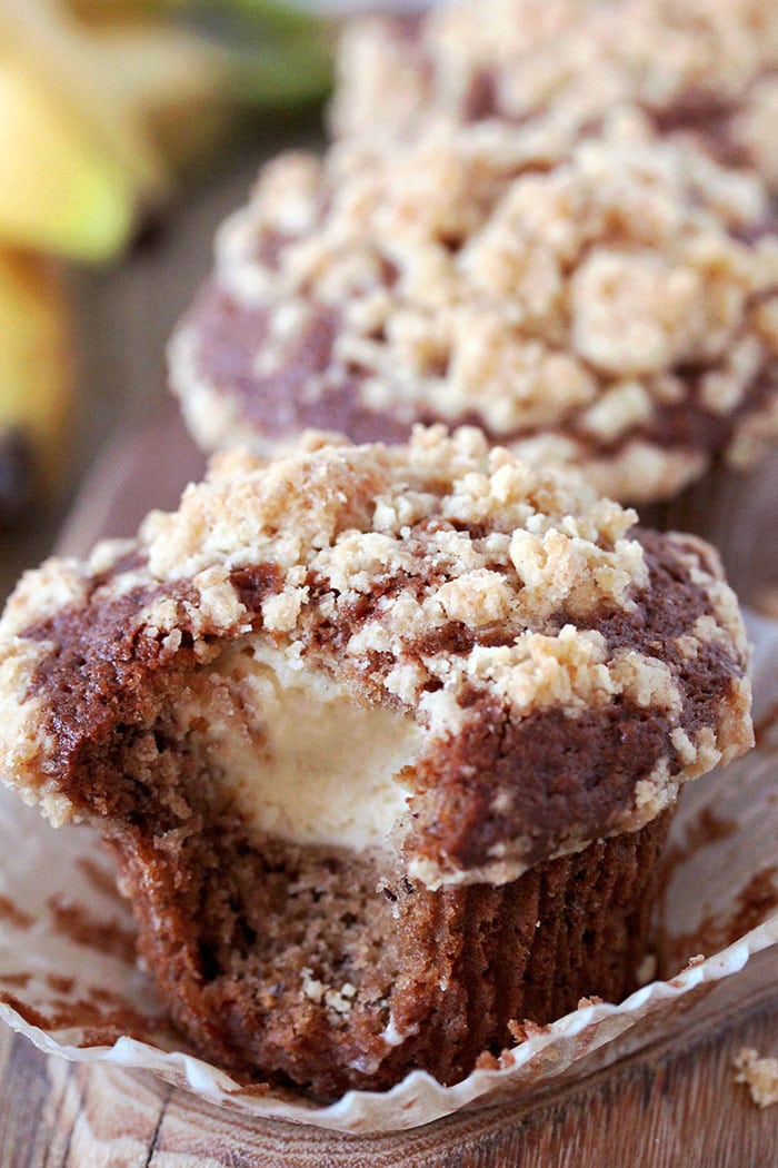Make the Best Banana Bread Muffins With Cream Cheese Filling (Your Family Will Love These!)