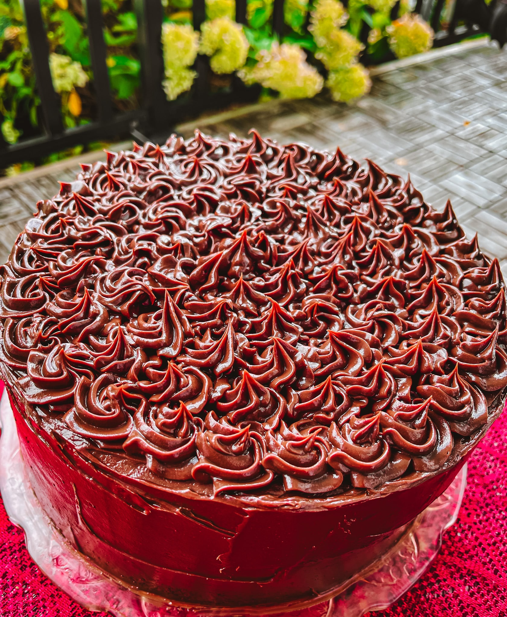 Chocolate Cake with Bittersweet Chocolate: A Classic Dessert That Will Impress Your Family.