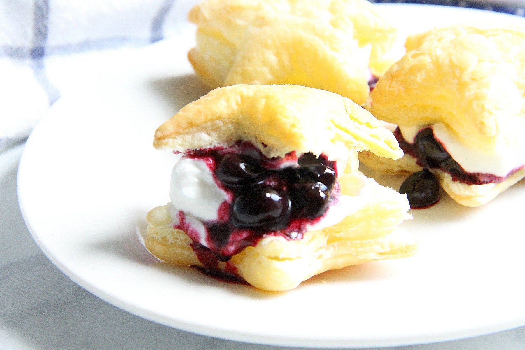 Make Delicious Blueberry Cream Puffs With This Easy Recipe, Even If Youre a Baking Beginner