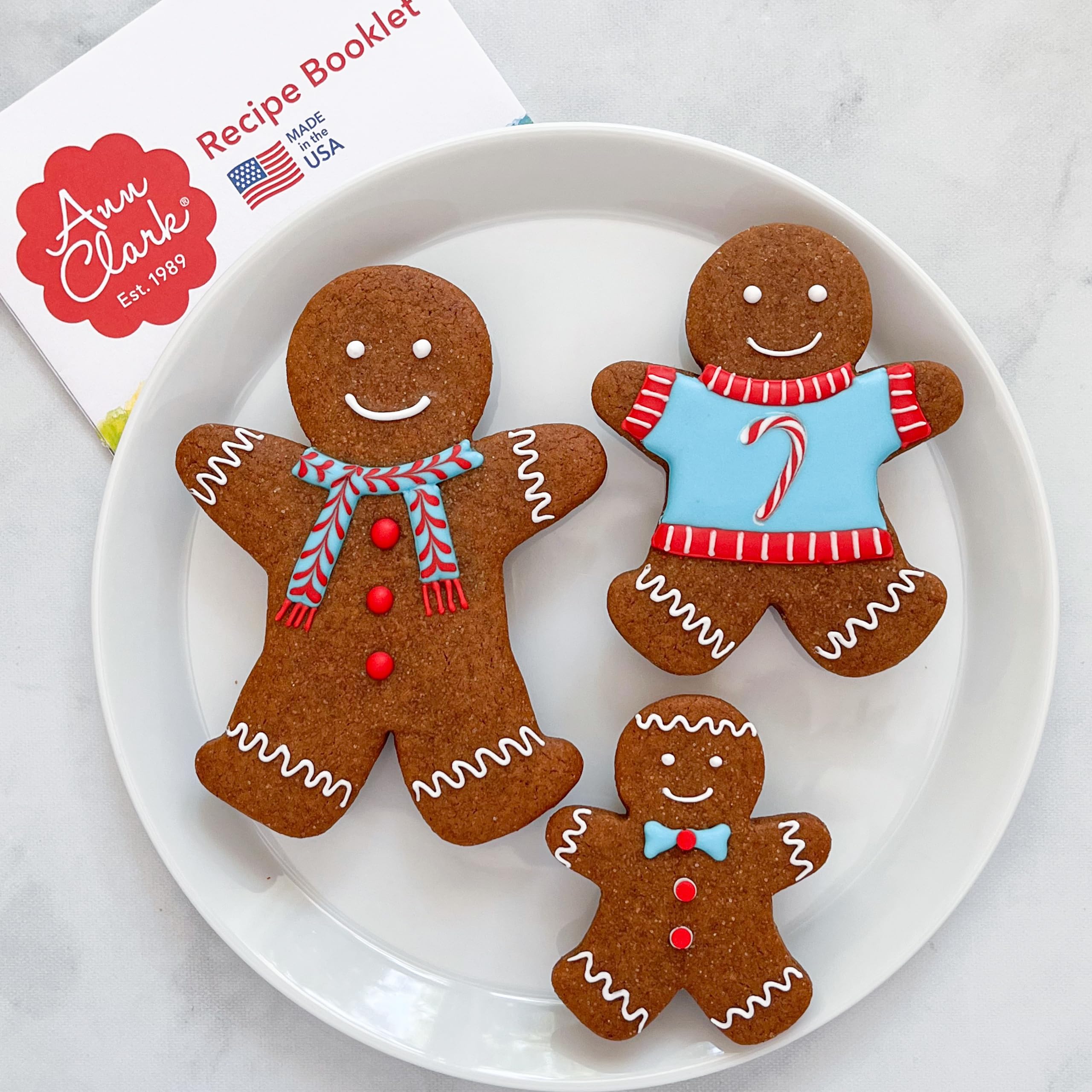 Buying Gingerbread Man Cookie Cutters: Simple Tips for the Best Results!