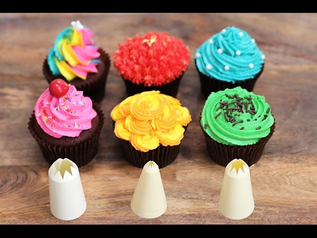 Mastering the Piping Bag Star Tip: Step-by-Step Guide (Decorate Cakes Like a Pro)
