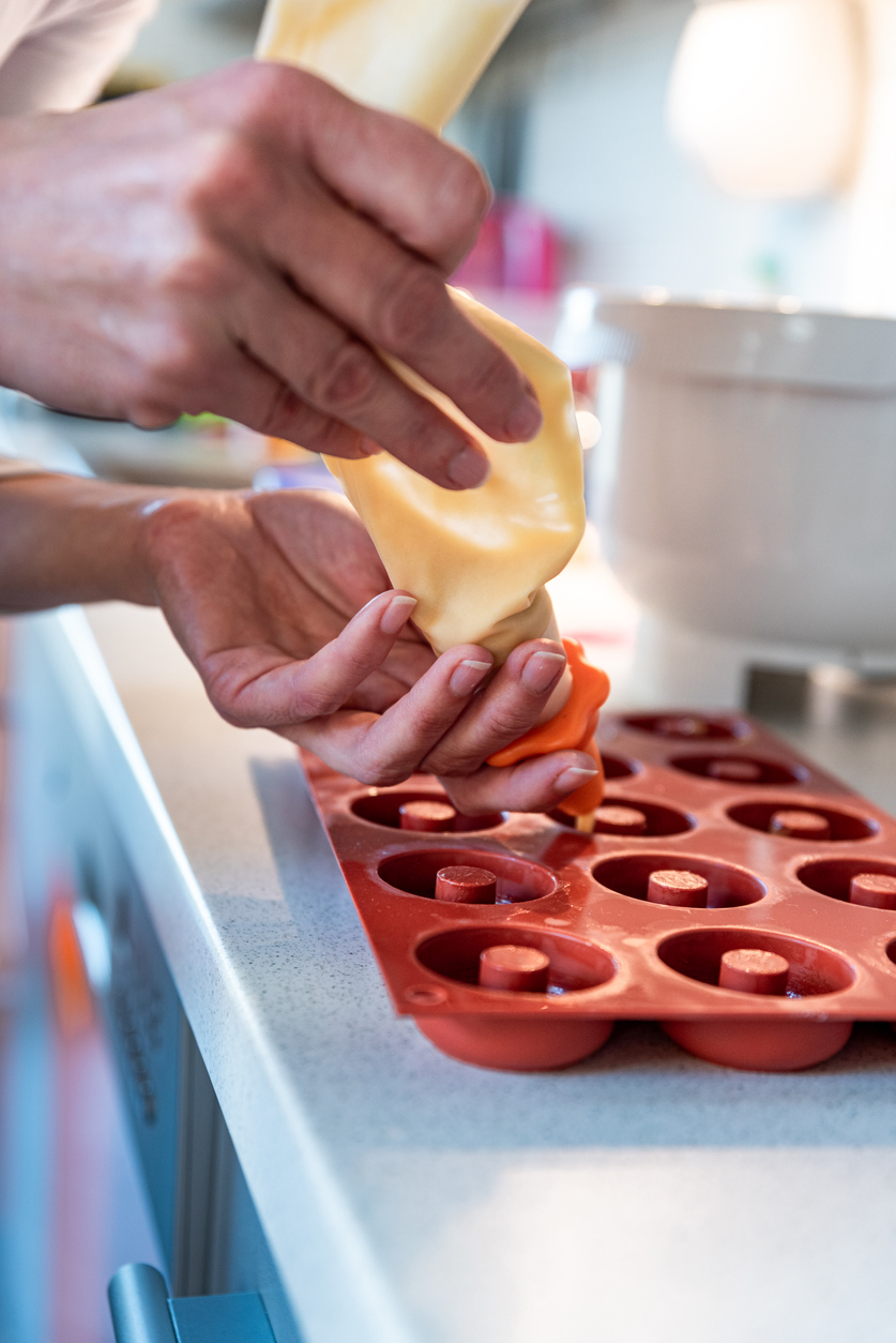 Cleaning Silicone Bread Mold: Quick and Easy Methods (Keep Your Bakeware Spotless)