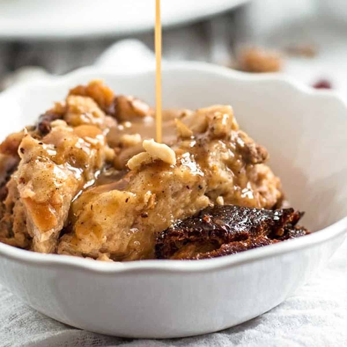 Bread Pudding with Cranberries Walnut: The Best Way to Make It | Get the Perfect Dessert with Simple Tips