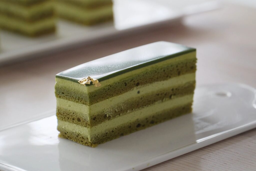 Quick Matcha Cake Gluten Free: Enjoy a Tasty Dessert Without the Gluten.