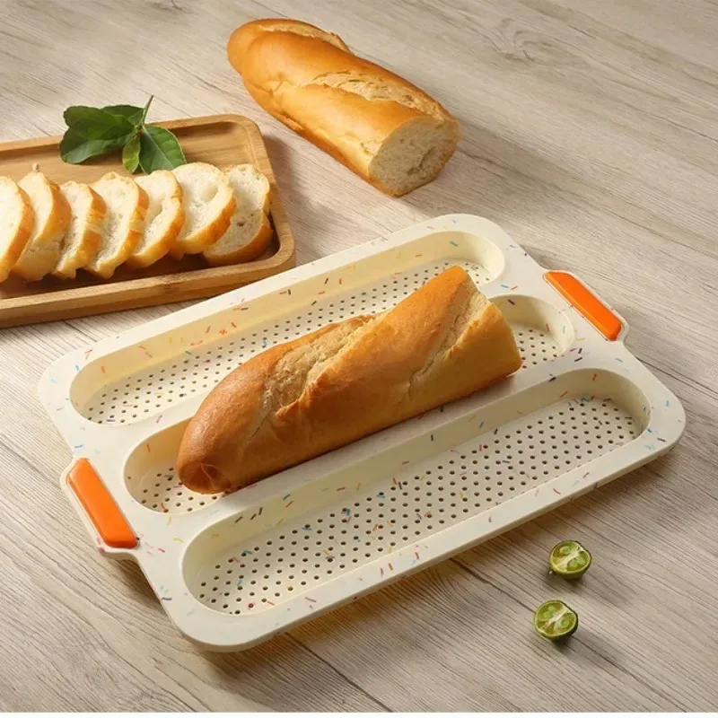 Baking Perfect Baguettes: The Ultimate Mold Guide!