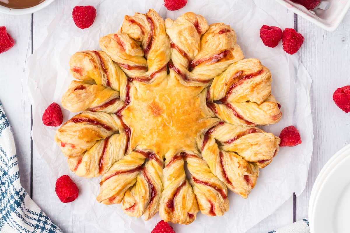 Puff Pastry Star Bread Recipe and Common Mistakes to Avoid for a Flawless Finish.