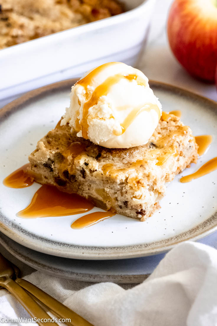 Make Apple Raisin Bread Pudding: A Quick and Easy Comfort Food Guide.