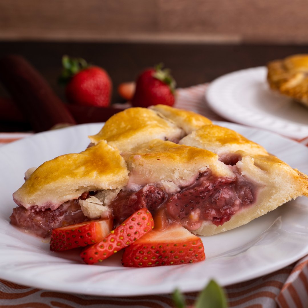 Best Bakers Square Strawberry Rhubarb Pie? Find Out Here!