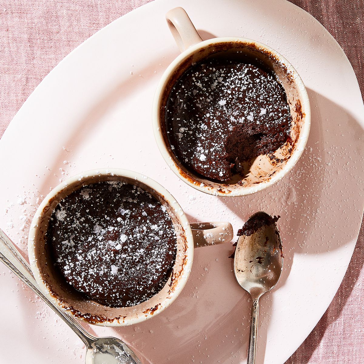 Flourless Chocolate Cake - Mug Recipe: So Simple!