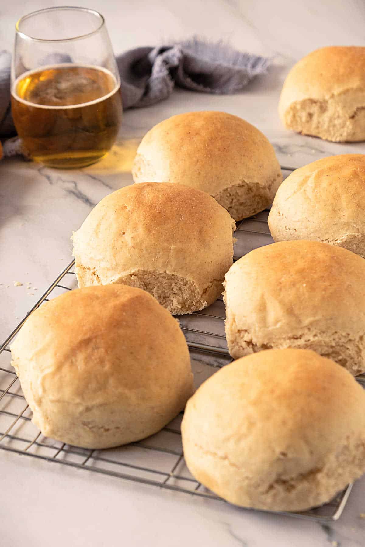 Beer Yeast Rolls: Easy Recipe & Why Theyre So Delicious!