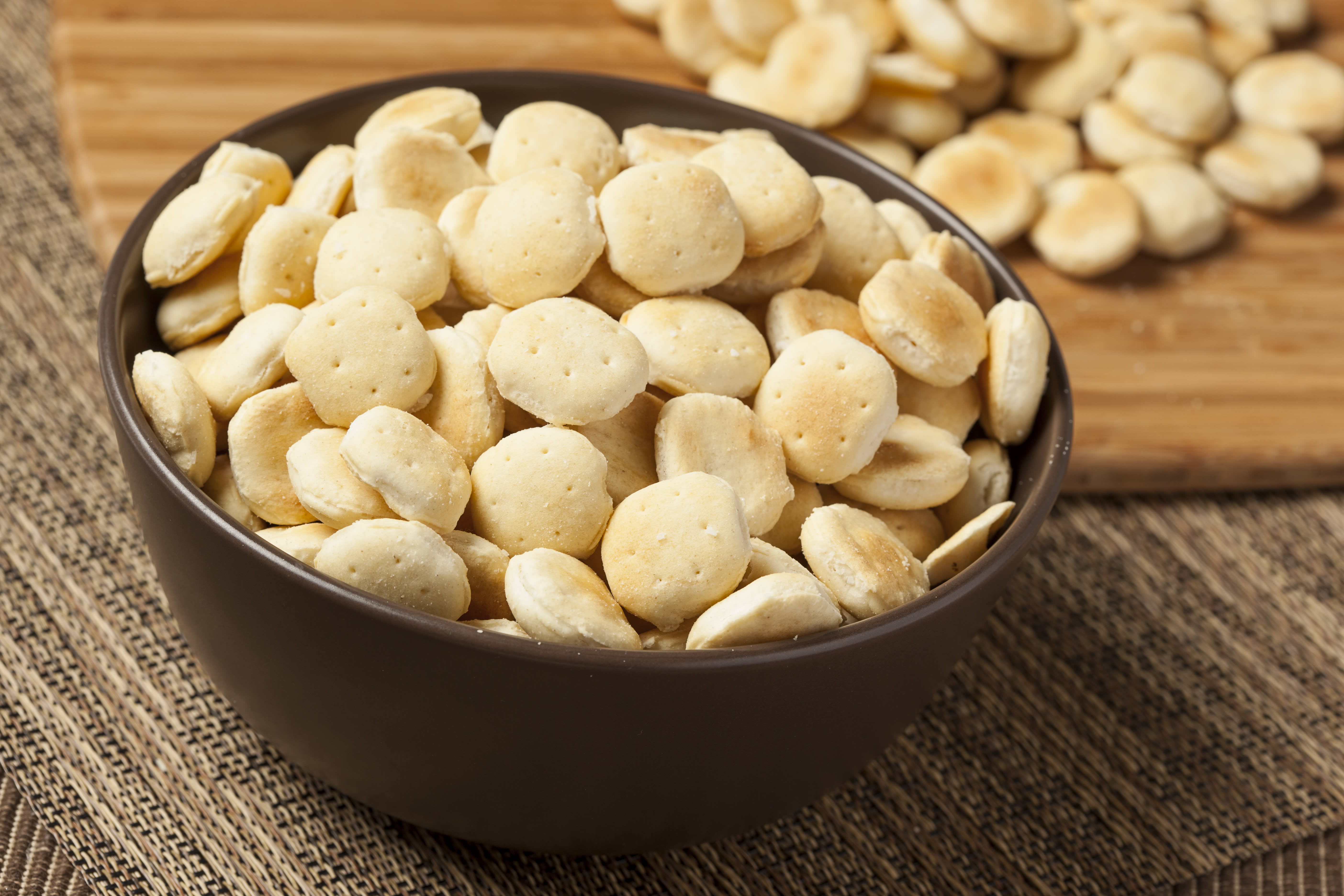 Why pick whole wheat oyster crackers for soup? (A healthier crunch explained)