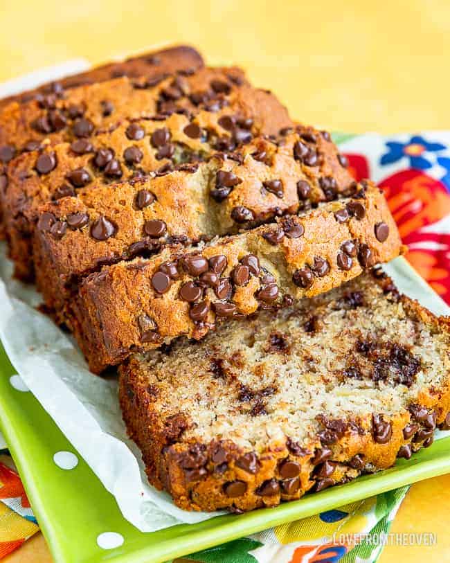Make Perfect Banana Bread with the Betty Crocker Cookbook: A Family Favorite!